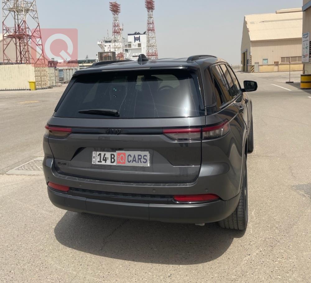 جيب جراند شيروكي